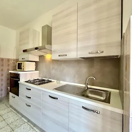 Nura's - Casa Girasole